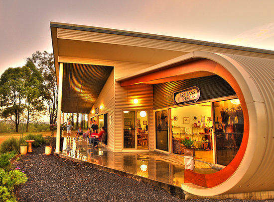 Artisans On The Hill Gallery