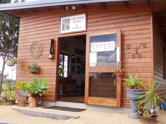 Full Circle Studio and Gallery