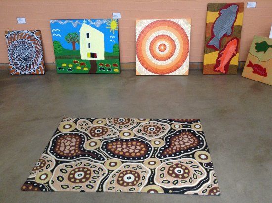 Dunghutti-Ngaku Aboriginal Art Gallery