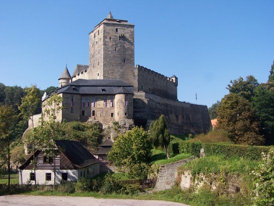 Zamek Kost