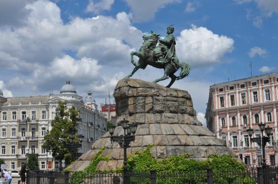 Bohdan-Chmelnyzkyj-Denkmal