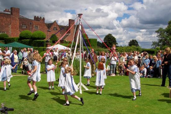 Peover Hall & Gardens