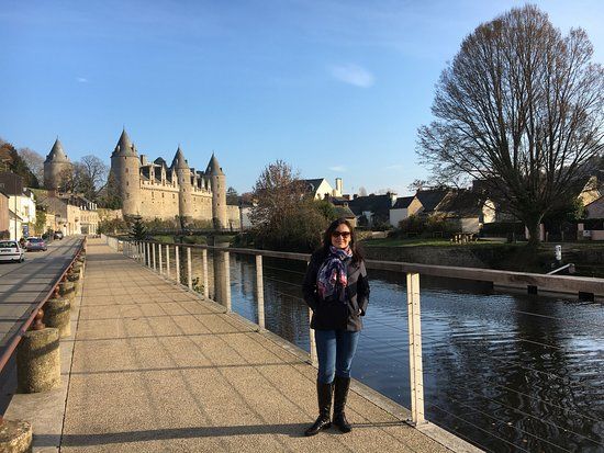 Artisan shops of Josselin