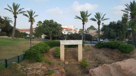 Jardin de la porte de Ramsès II