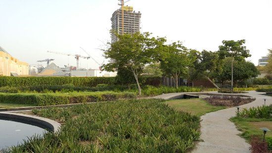 Raffles Botanical Garden