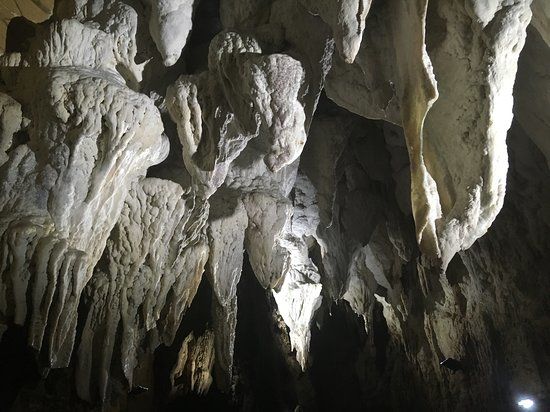 Aranui Cave