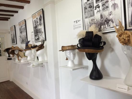 Bridge House Gallery