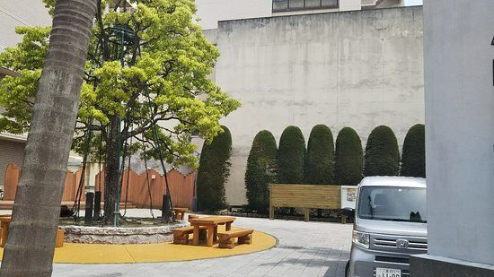 Tsu City Mannaka Hiroba