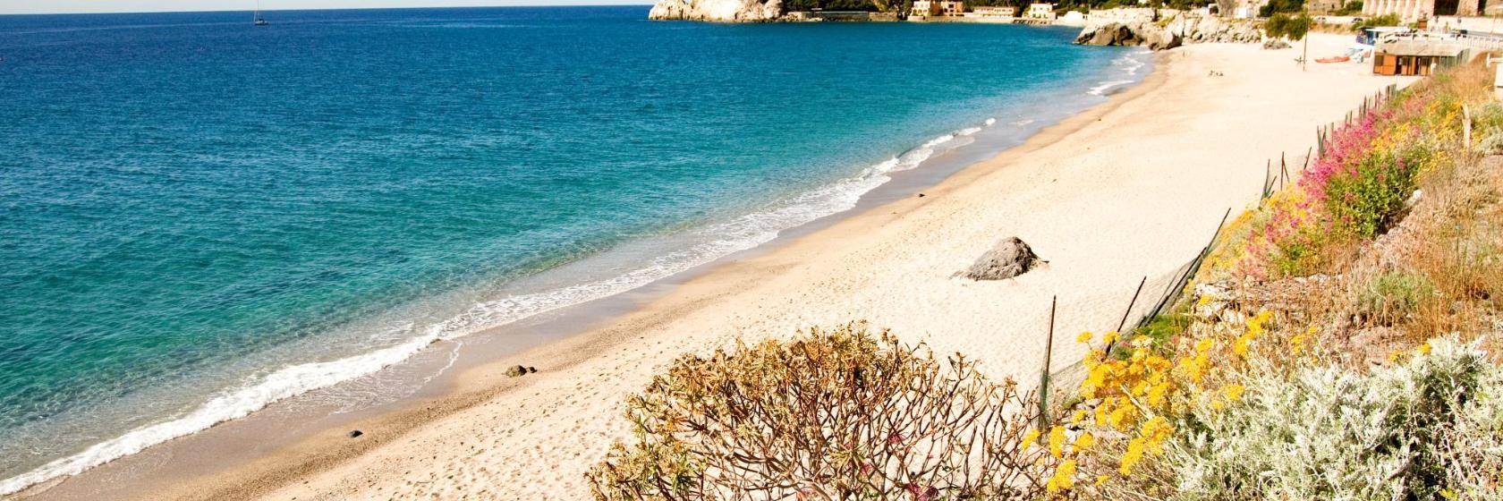 Plage Baia dei Saraceni