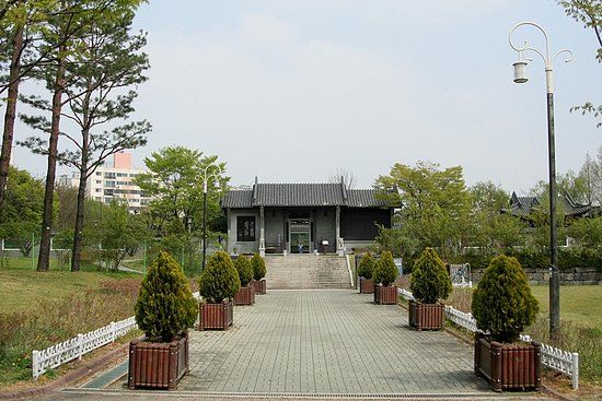Hyowon Park