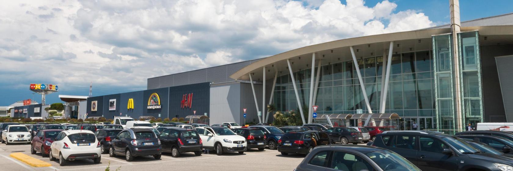 Centre Commercial Verona Uno