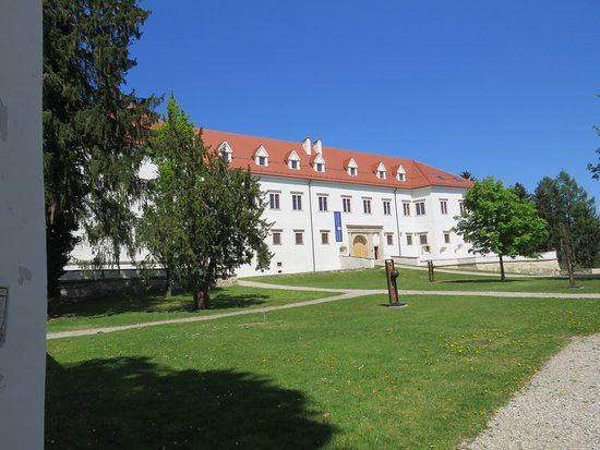 Negova Castle