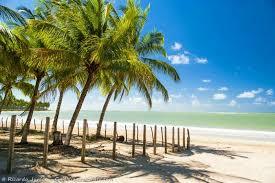 Praia de Sao Miguel dos Milagres