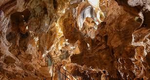 Grotte de Thaïs