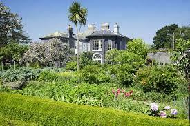 Woodville House and Gardens