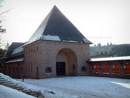 Abbaye Sainte-Marie de la Pierre-qui-Vire