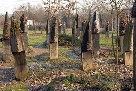 Kopjafas, csonakos fejfas temeto