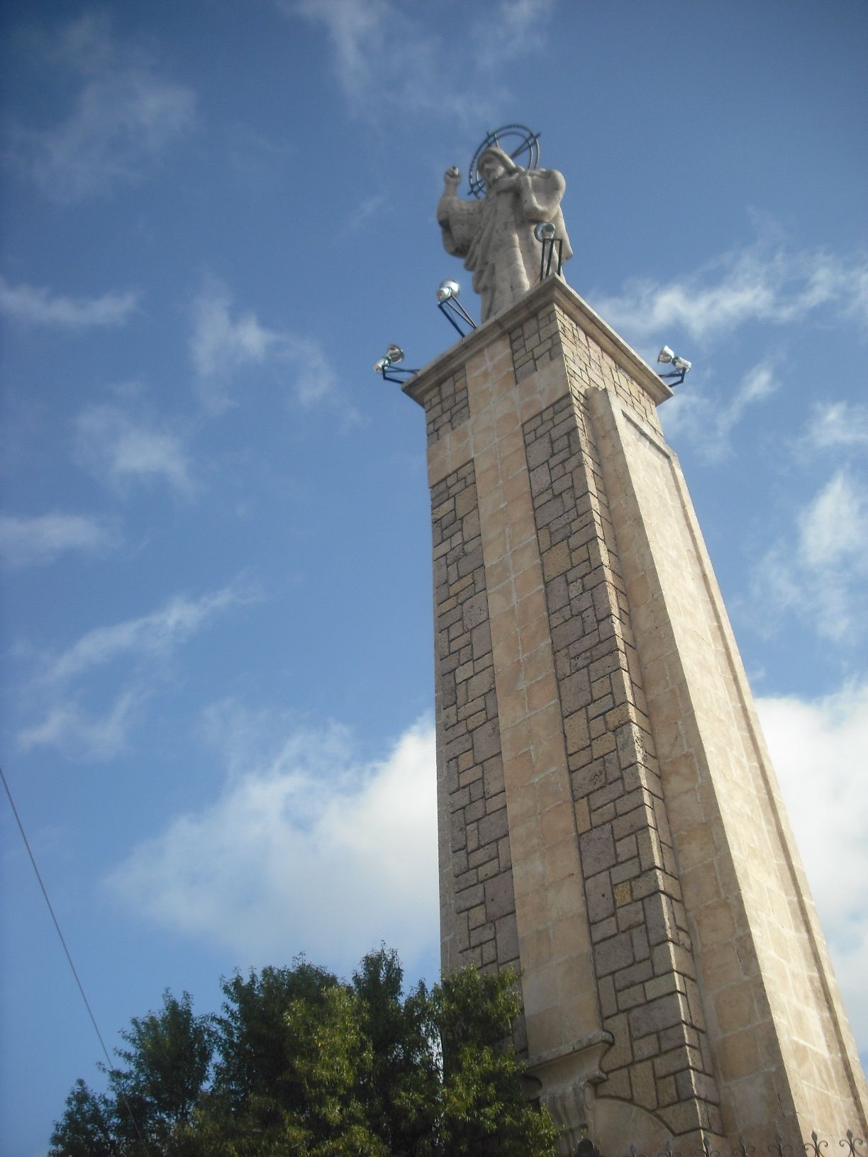 Monumento al Sagrado Corazón de Jesús