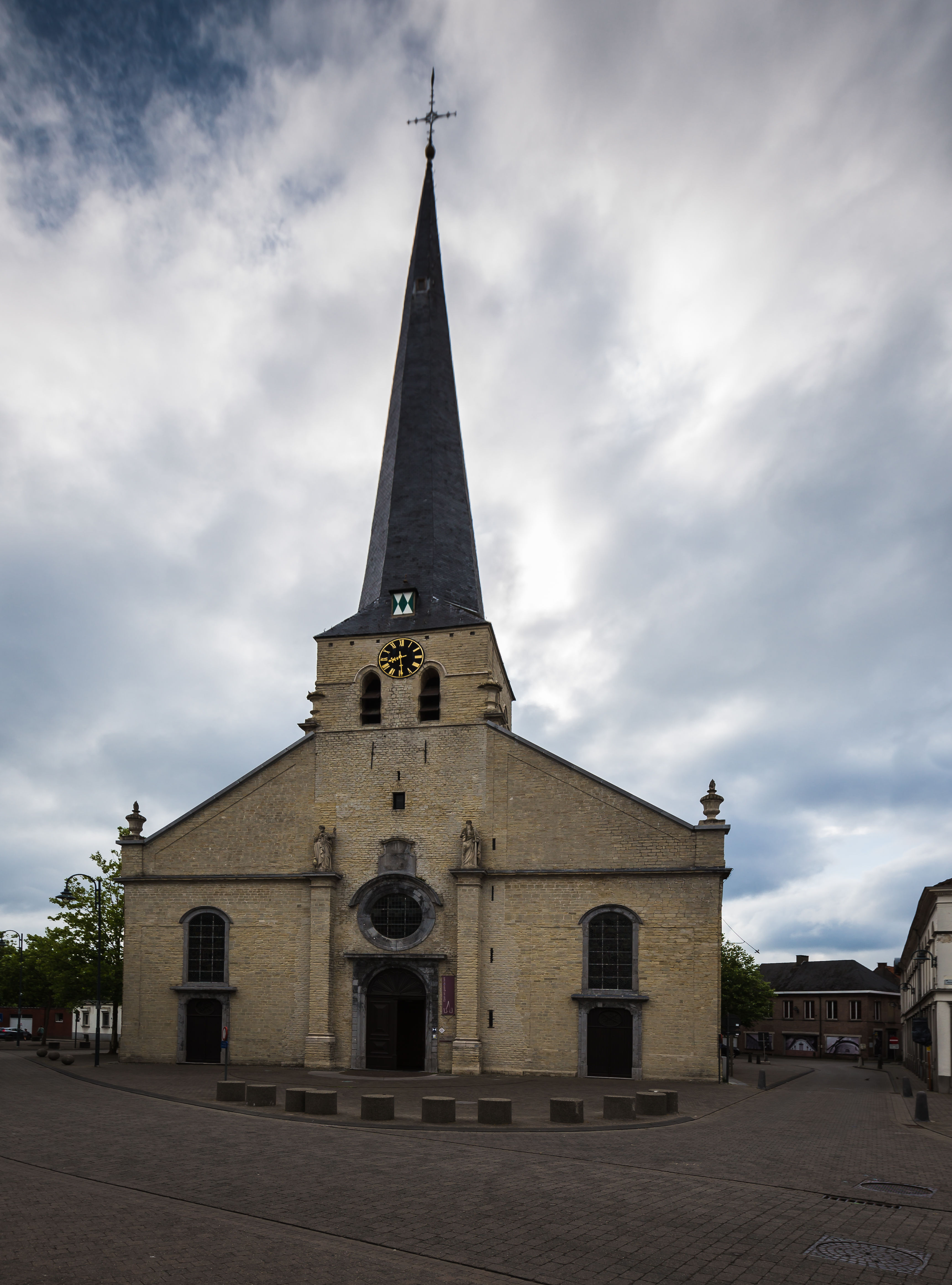 Parochiekerk Sint-Pieters Banden