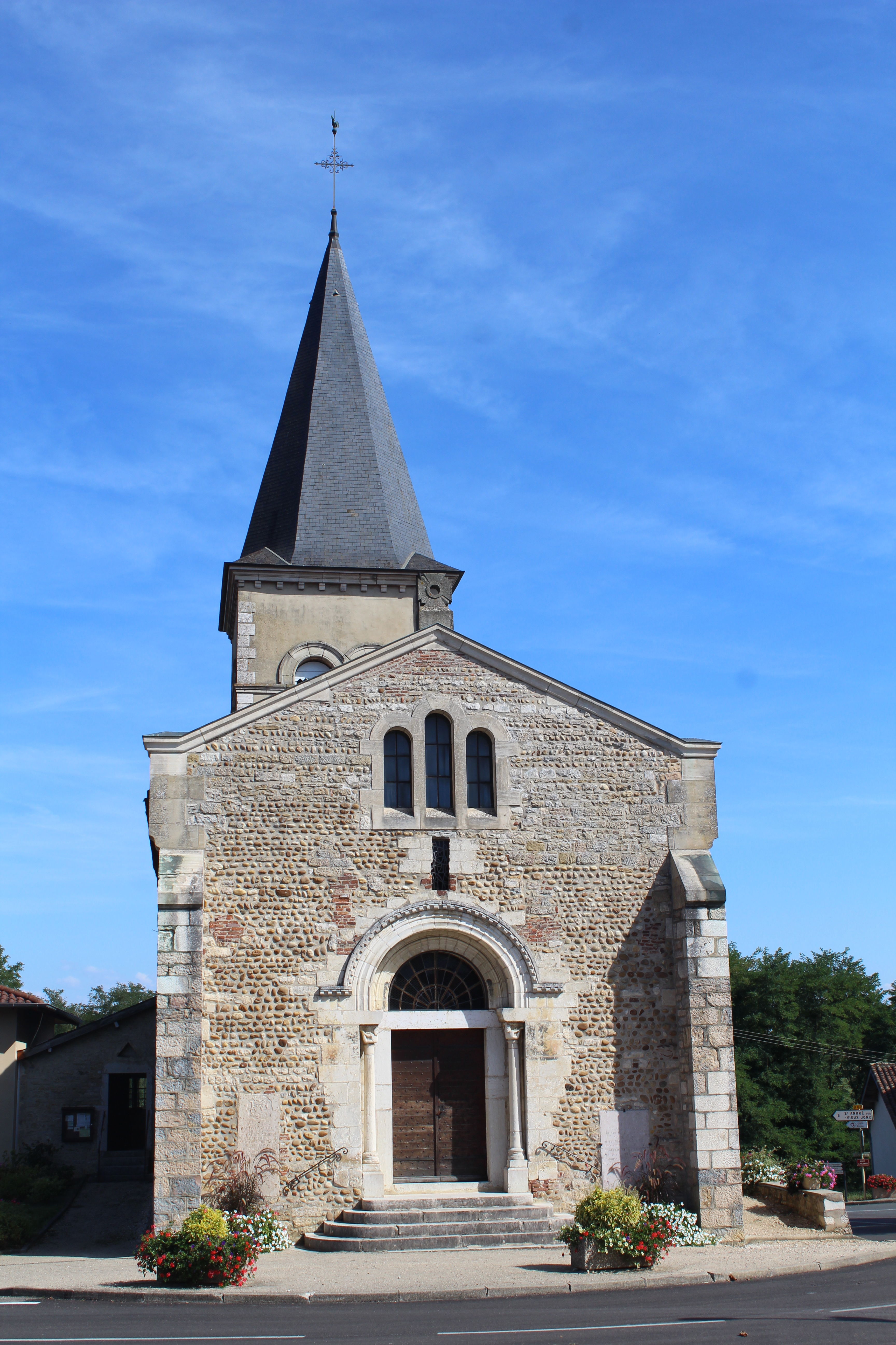 Eglise Saint-Didier de Montracol