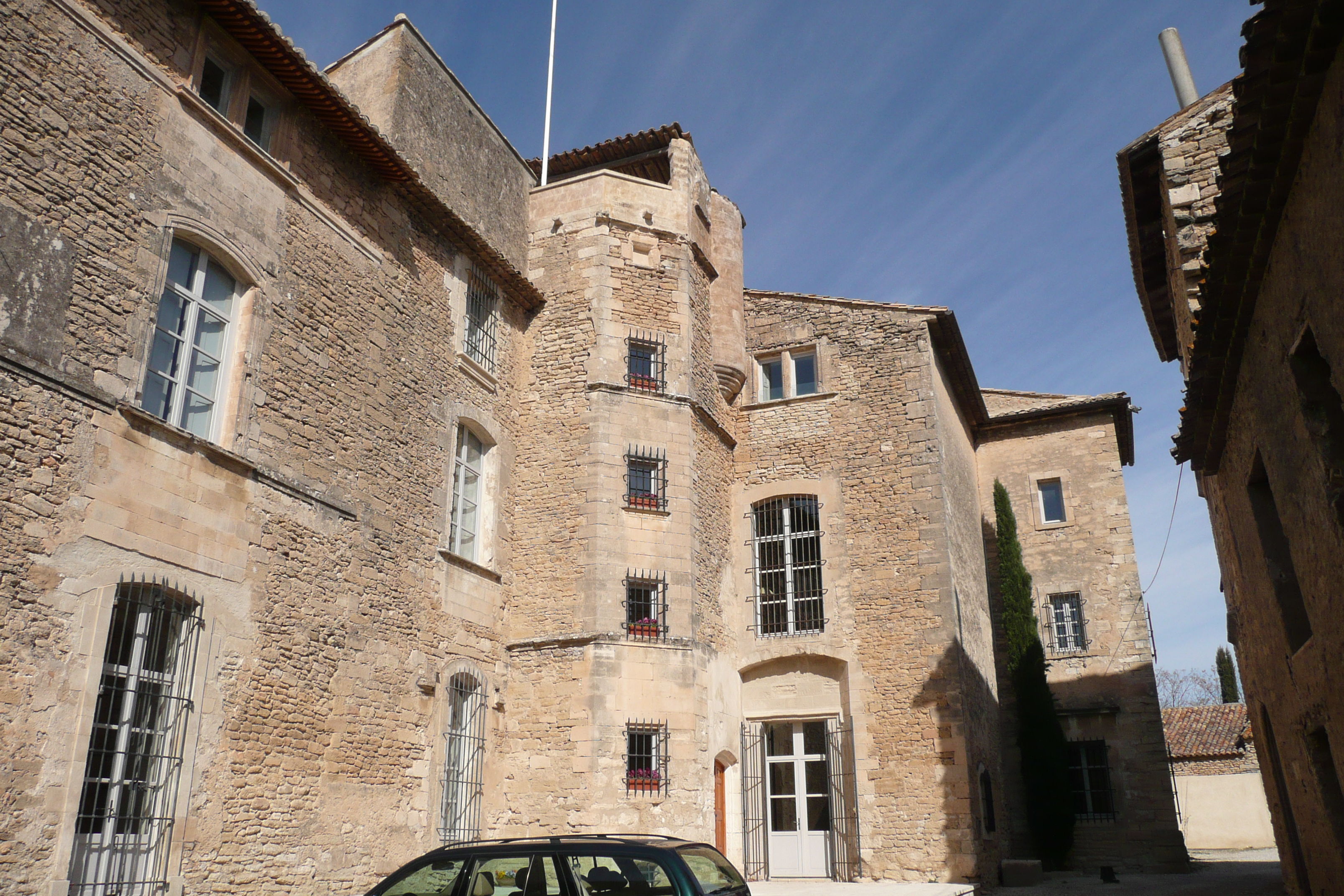 Chateau de Cabrieres-d'Avignon
