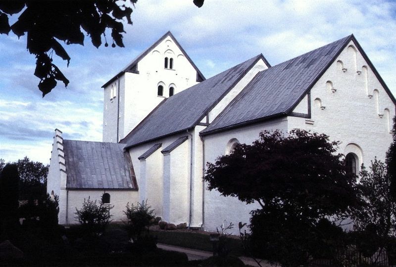 Engum Kirke