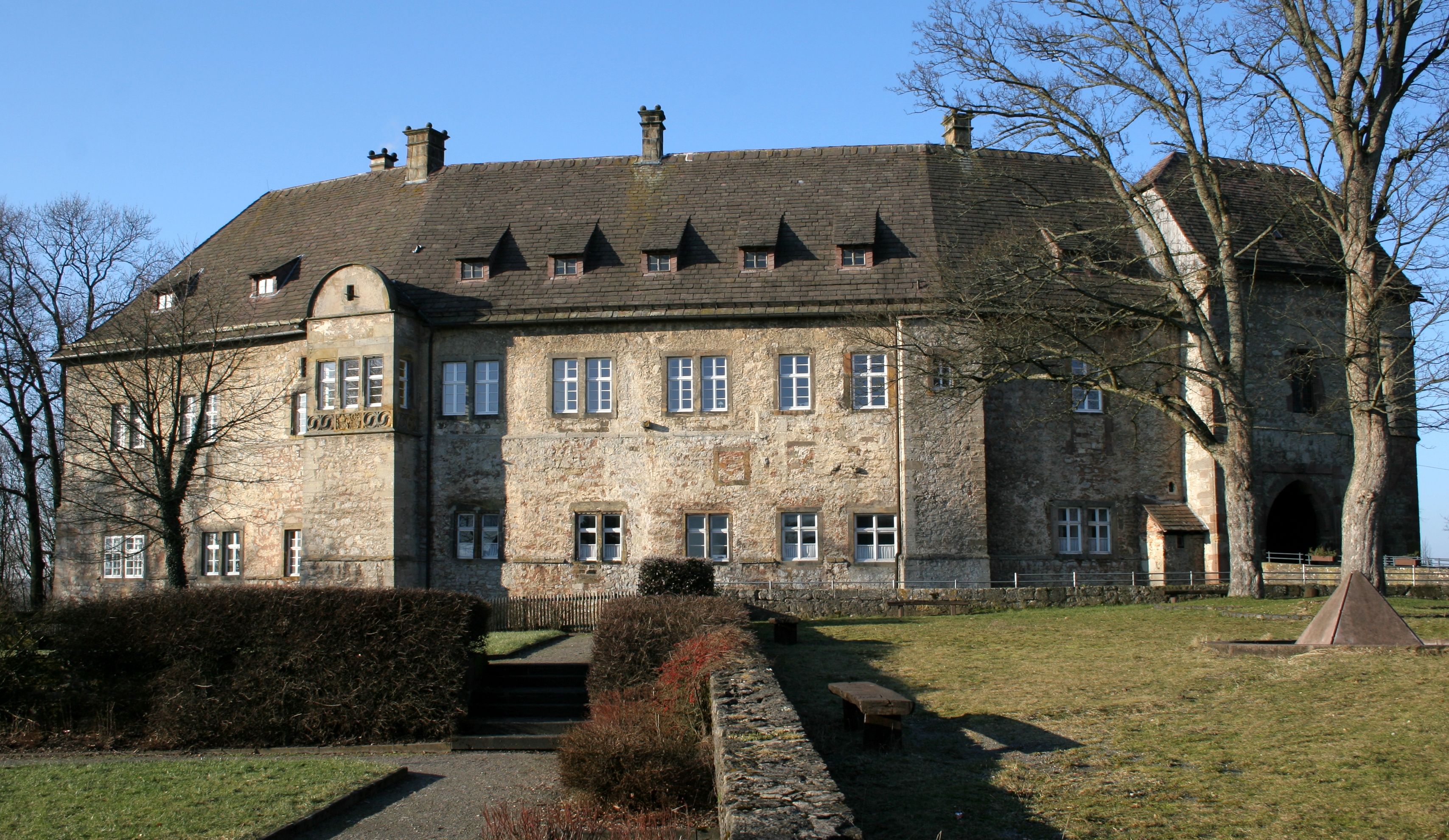 Burg Dringenberg