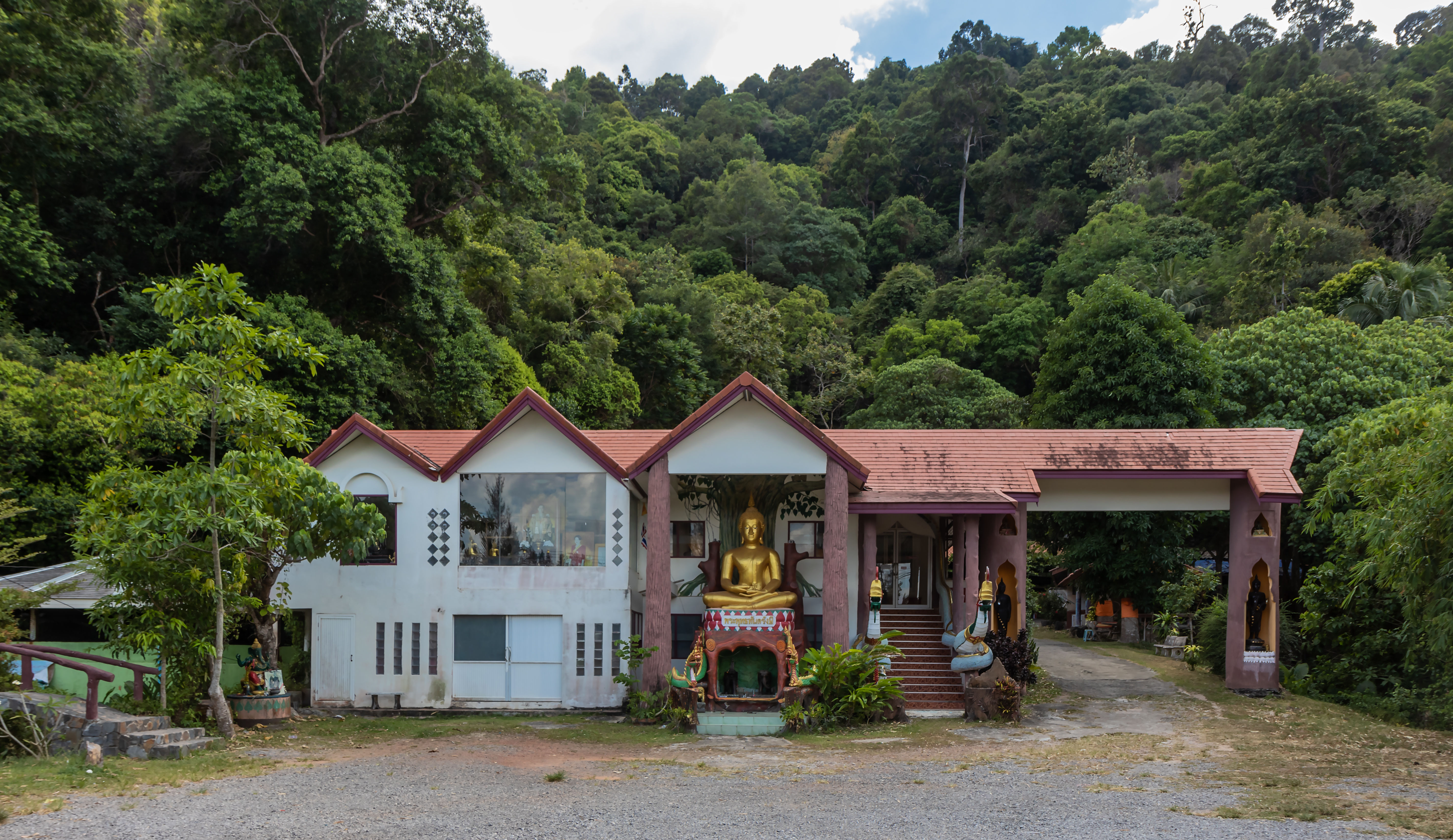 Sala Dan Bureau of Monks