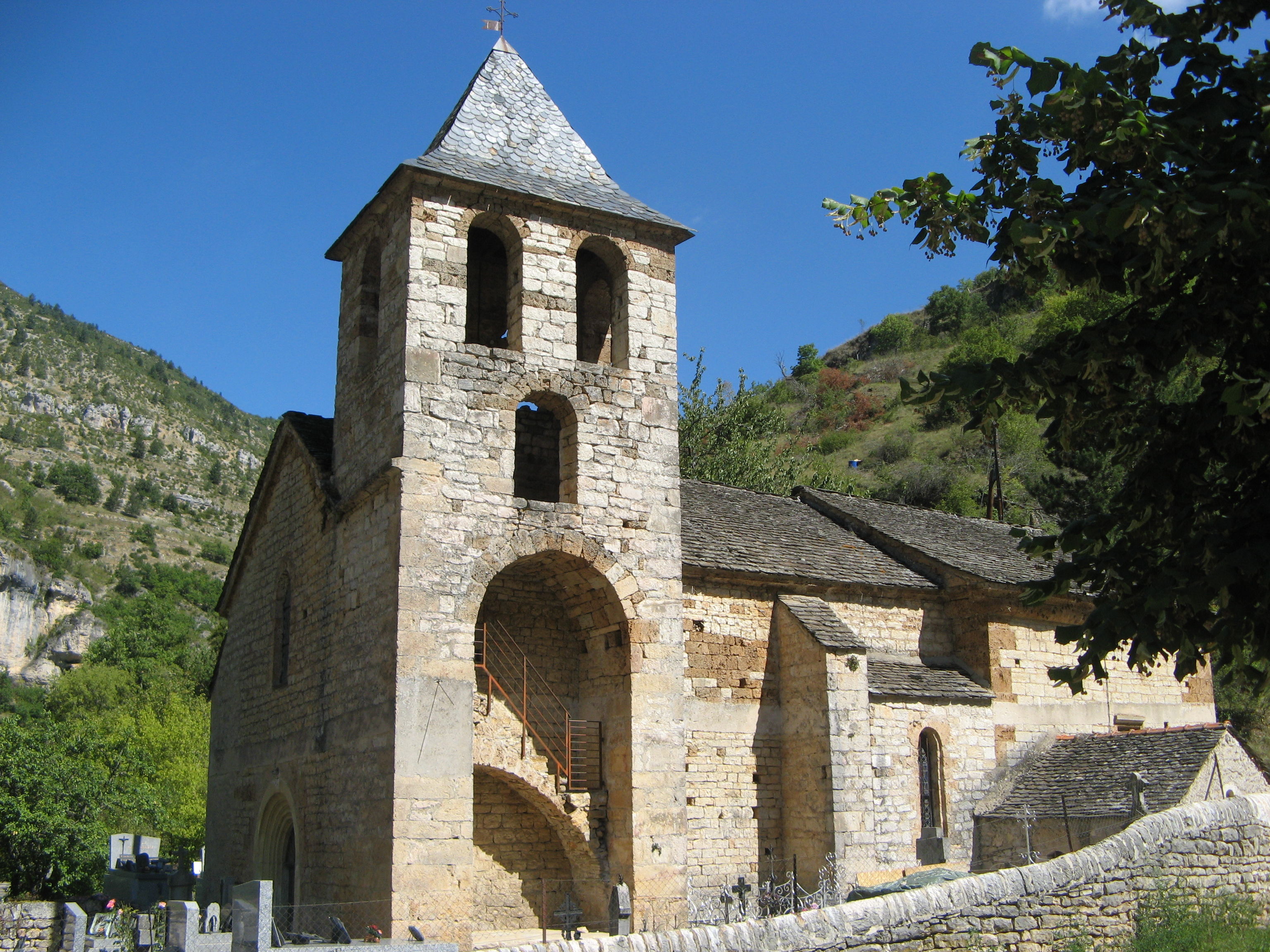 Eglise Notre-Dame-de-l'Assomption de Saint-Chely-du-Tarn