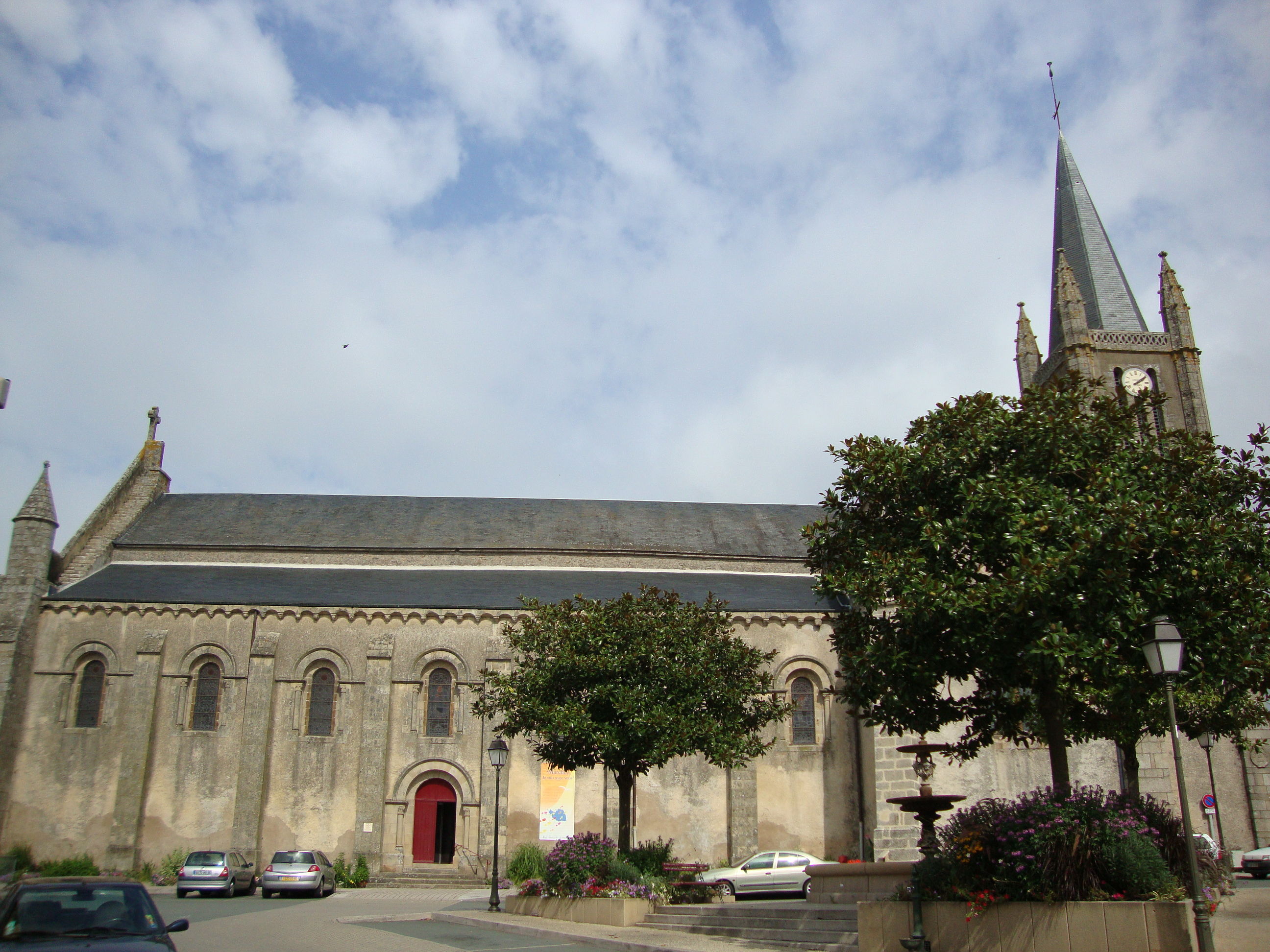 église Saint-Pierre de Mortagne-sur-Sèvre