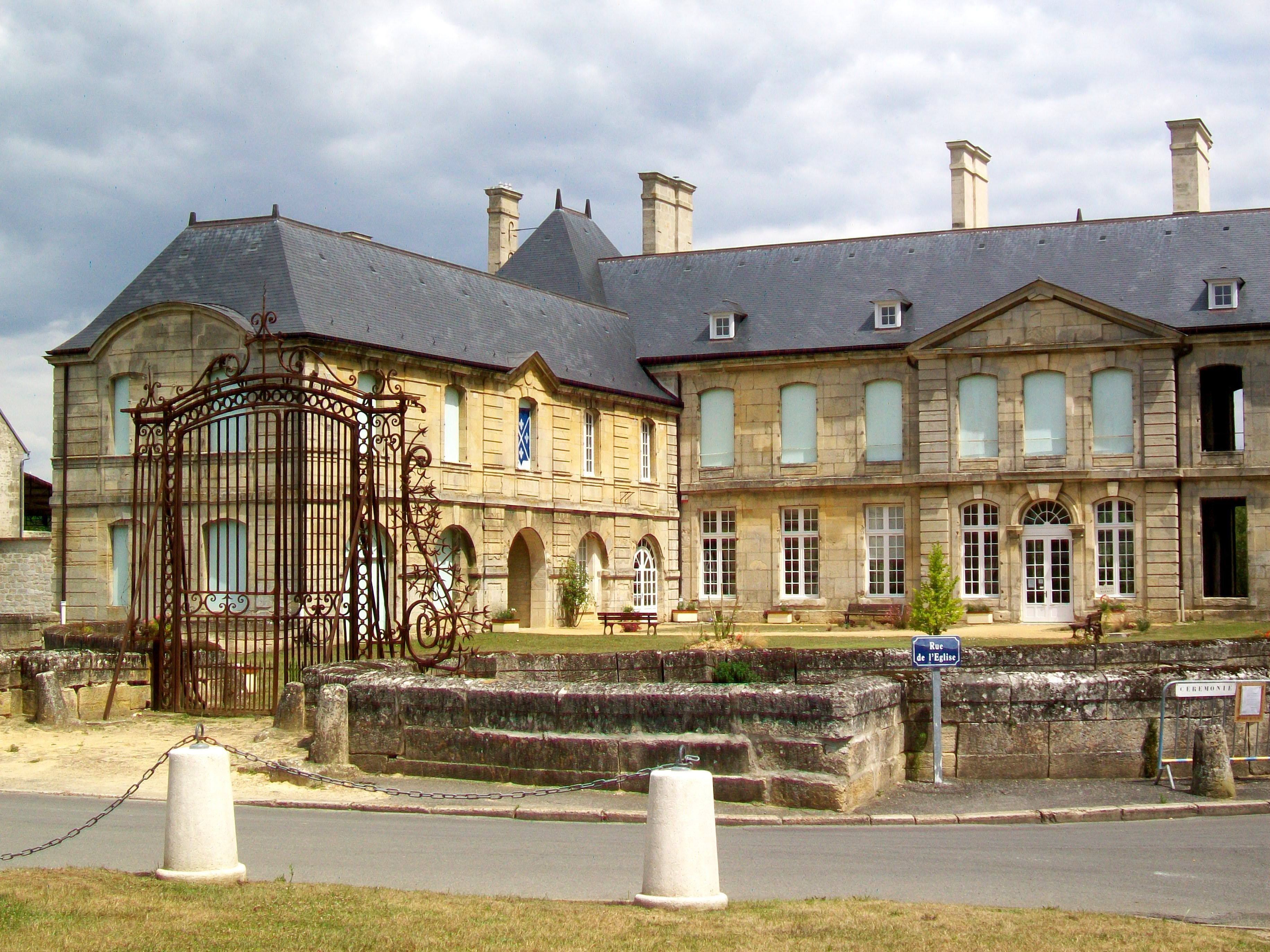 Chateau de Villers-sous-Saint-Leu