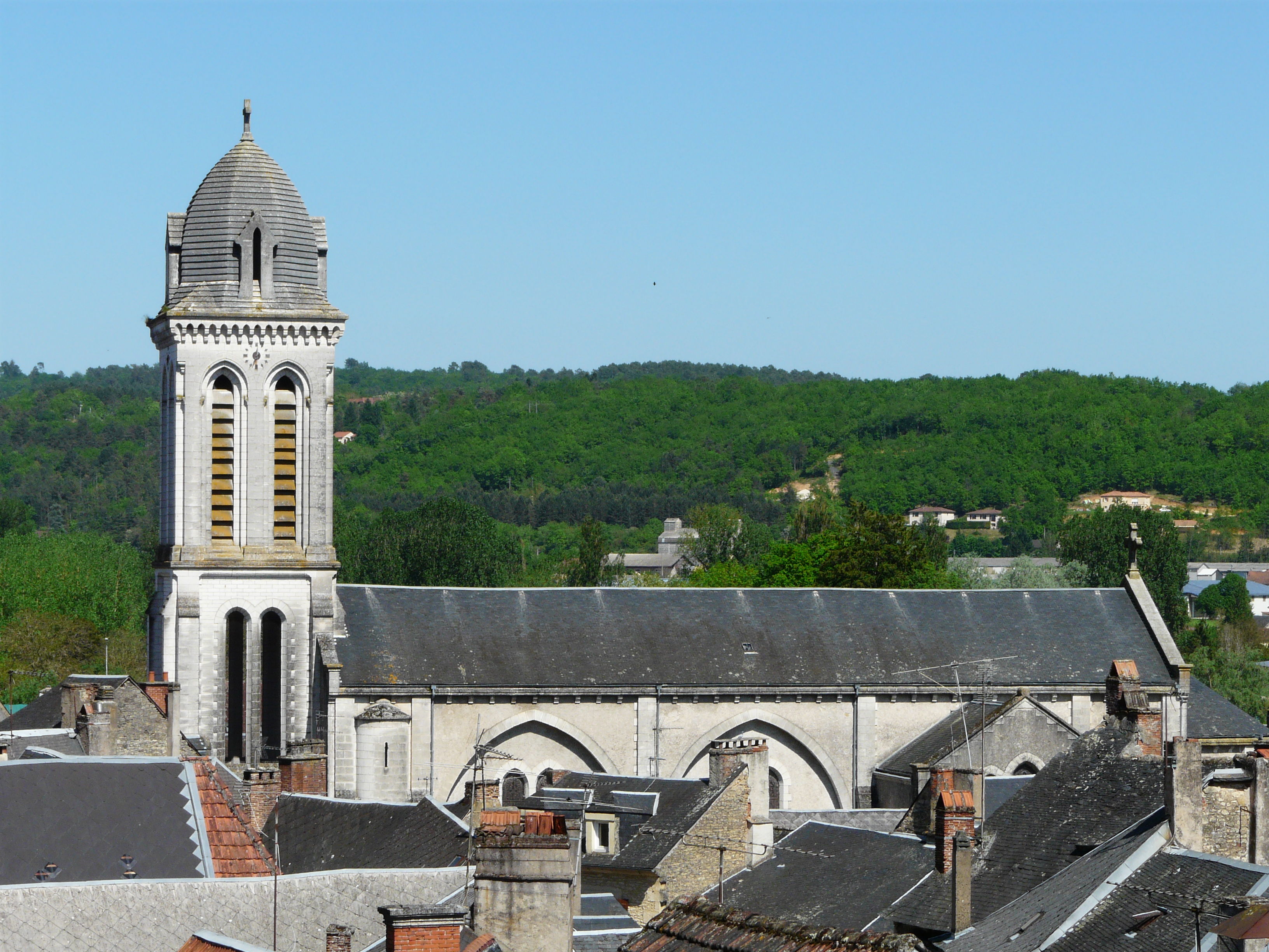 église Saint-Pierre-ès-Liens de Montignac