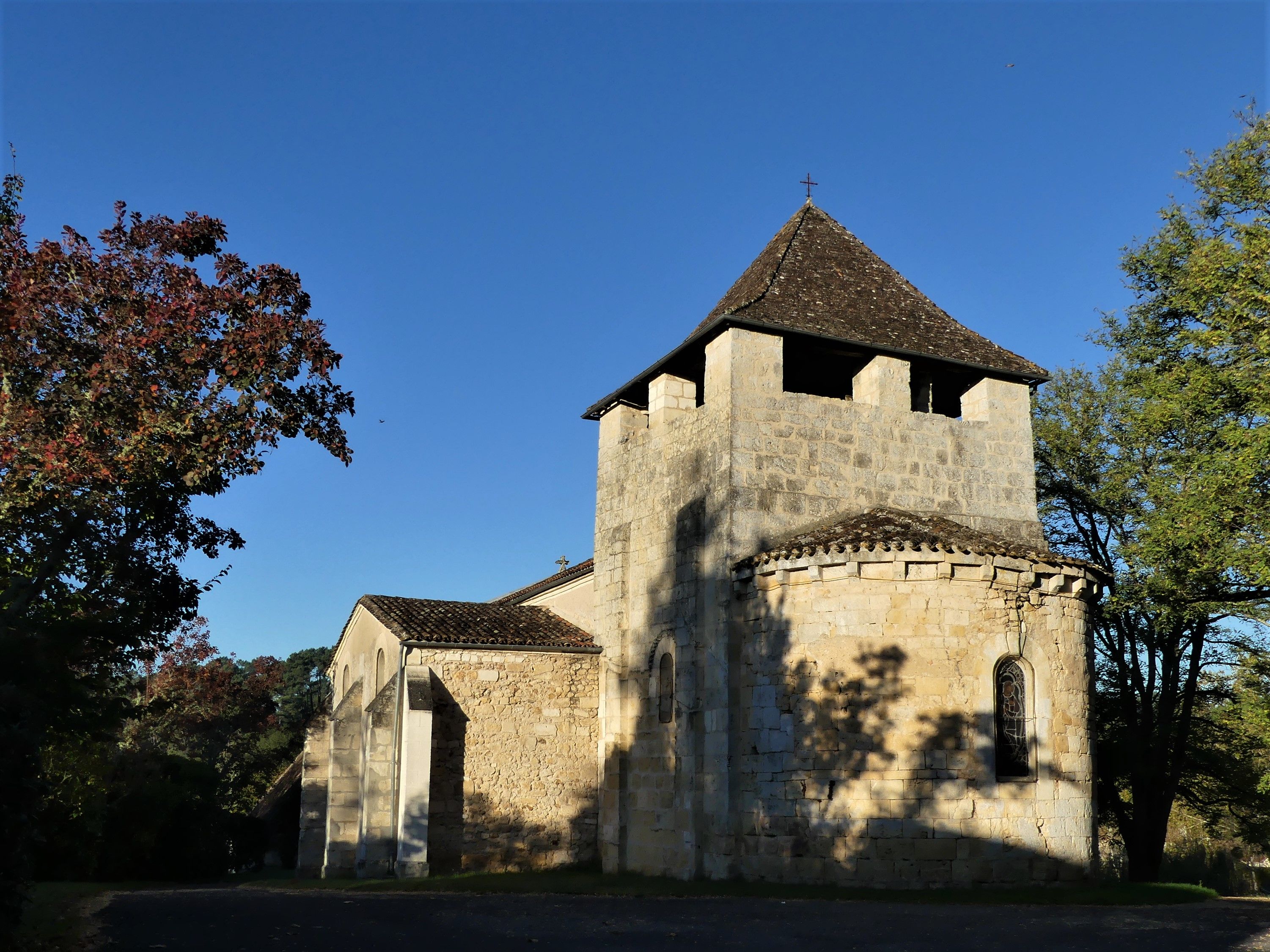 église Saint-Jean-Baptiste de Saint-Jean-d'Eyraud