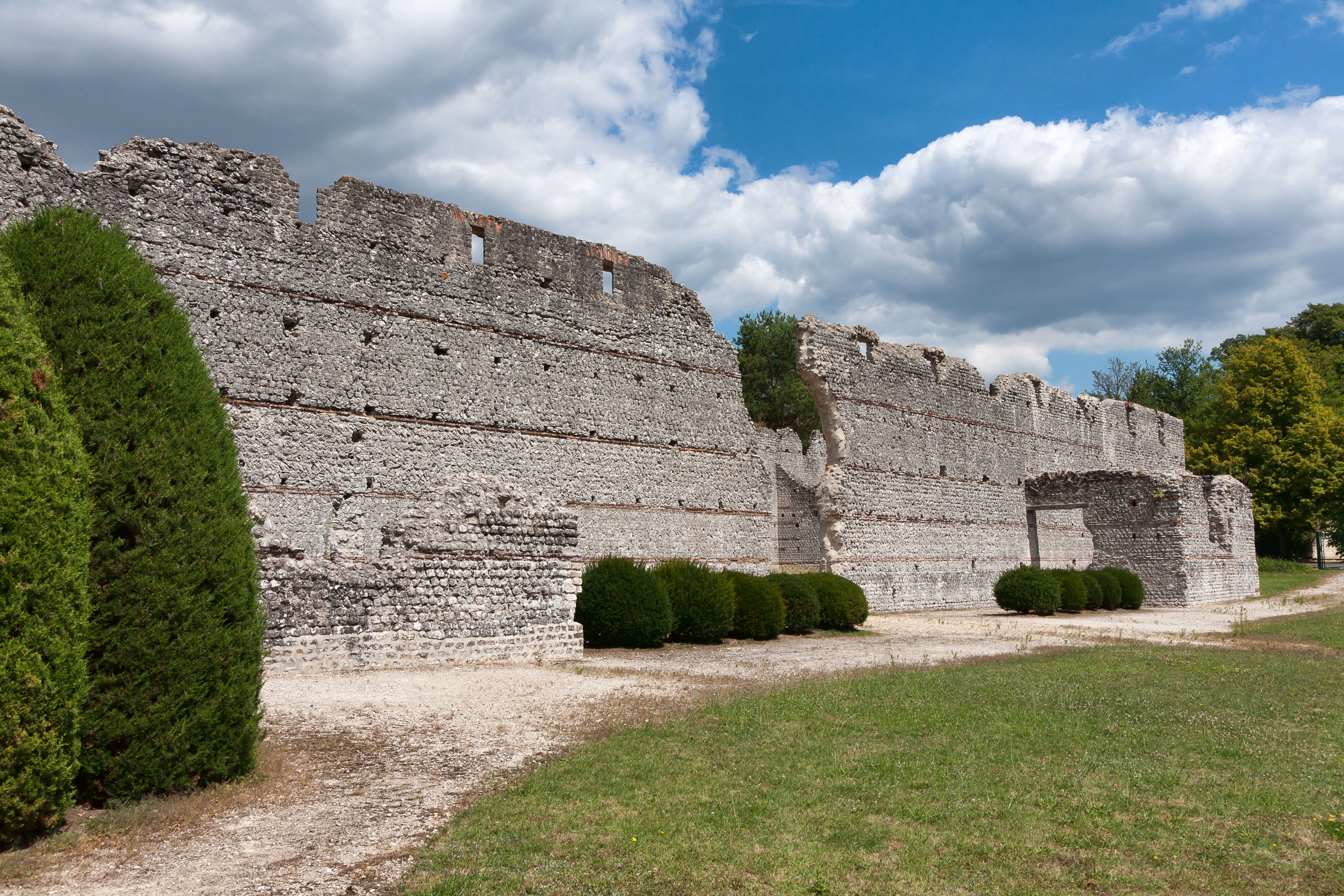 Ruines Romaines de Mazelles