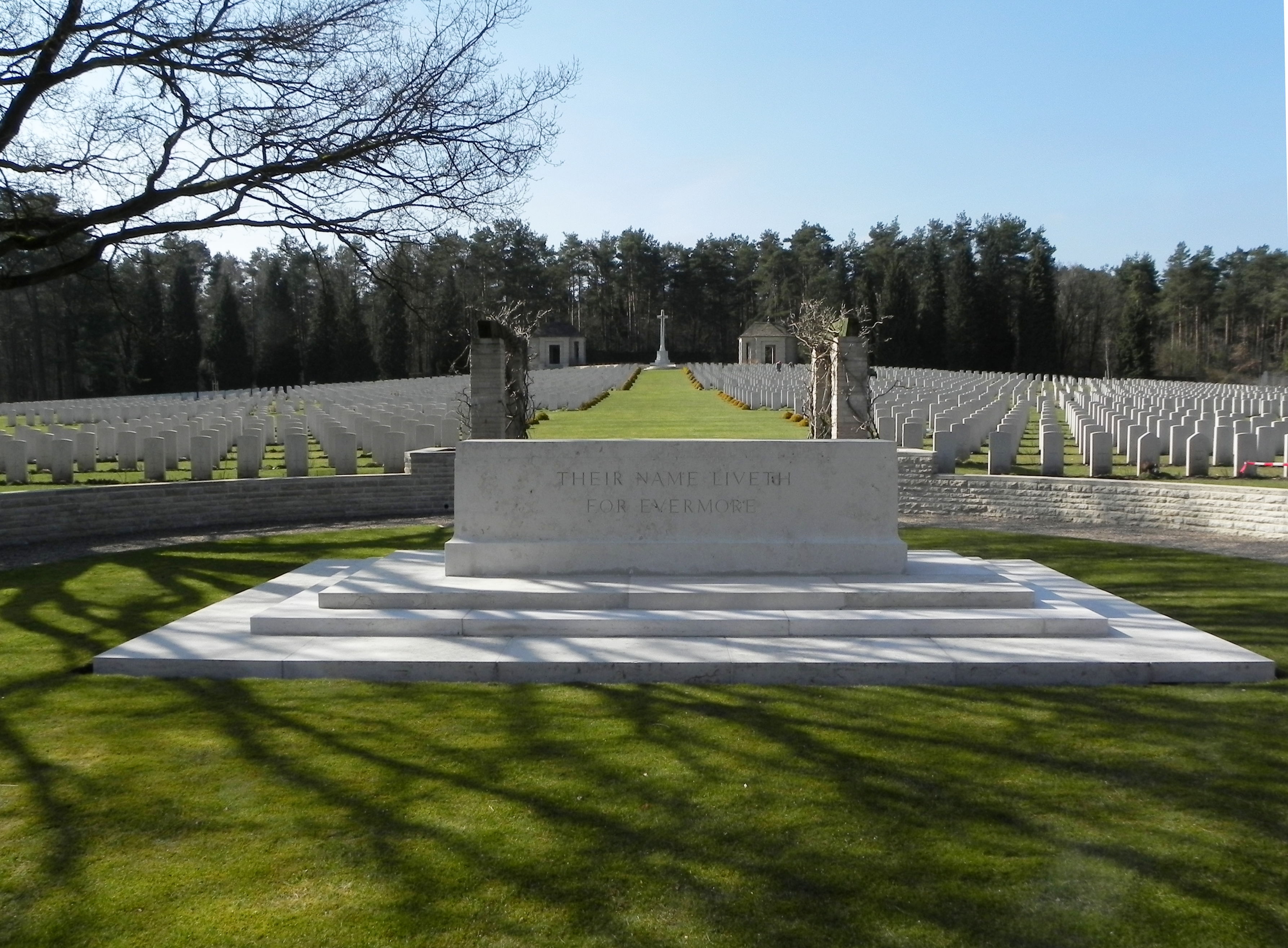 Becklingen War Cemetery