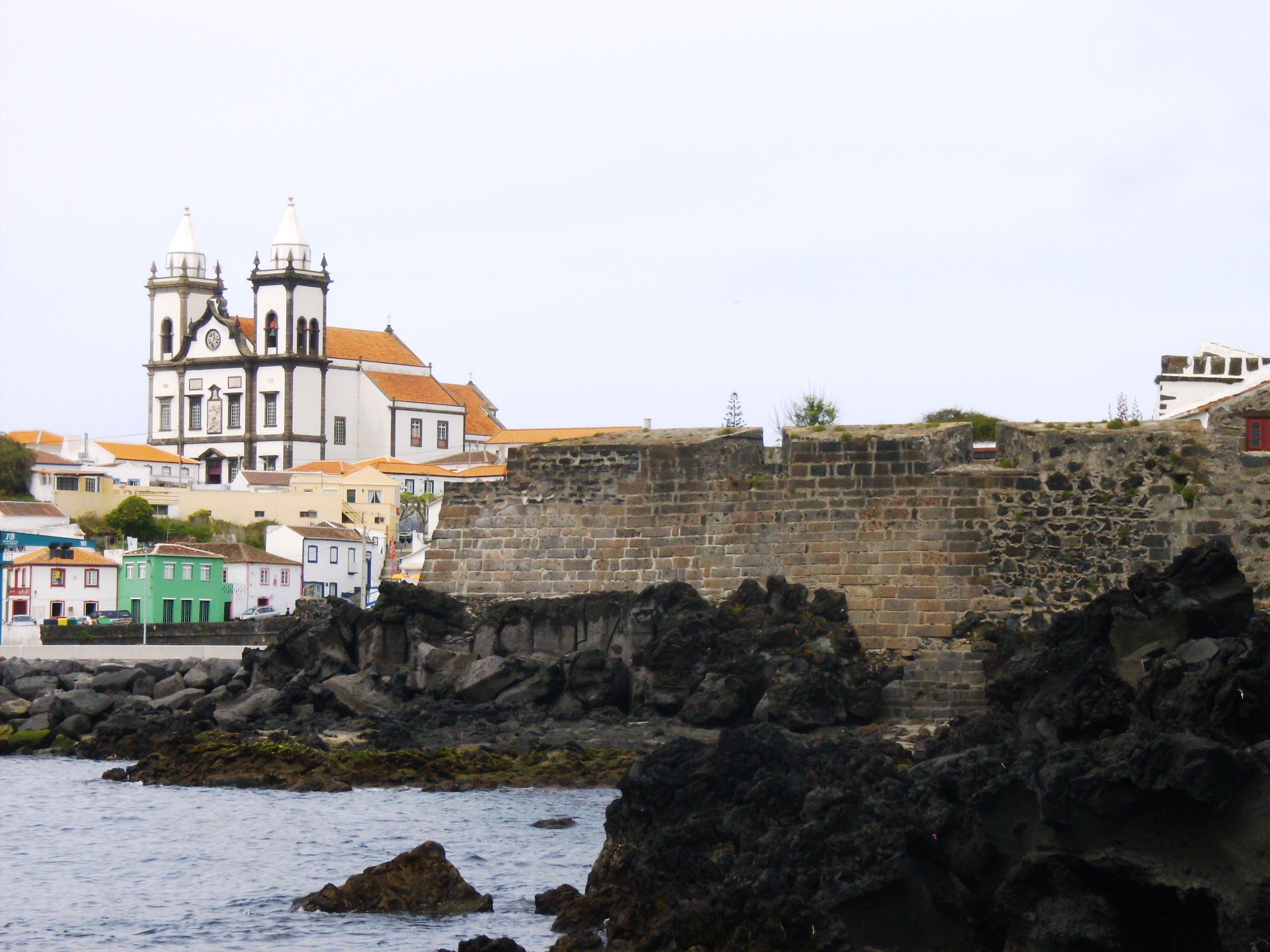 Igreja de Sao Mateus da Calheta