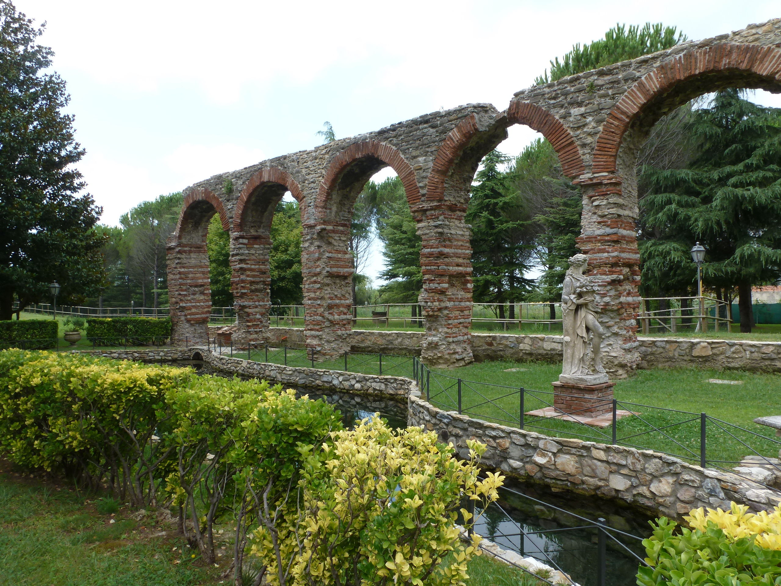 Caldaccoli Aqueduct