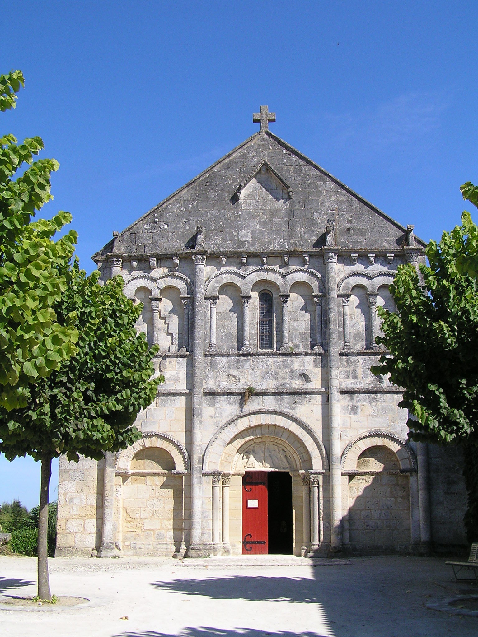 Eglise Saint-Pierre