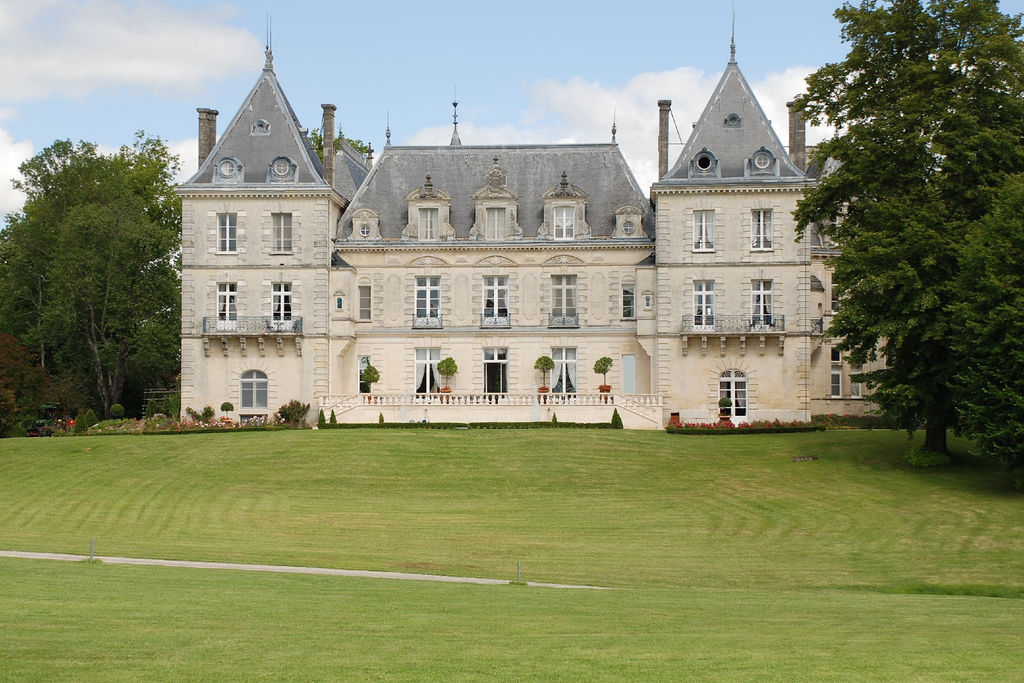 Chateau de Mirambeau
