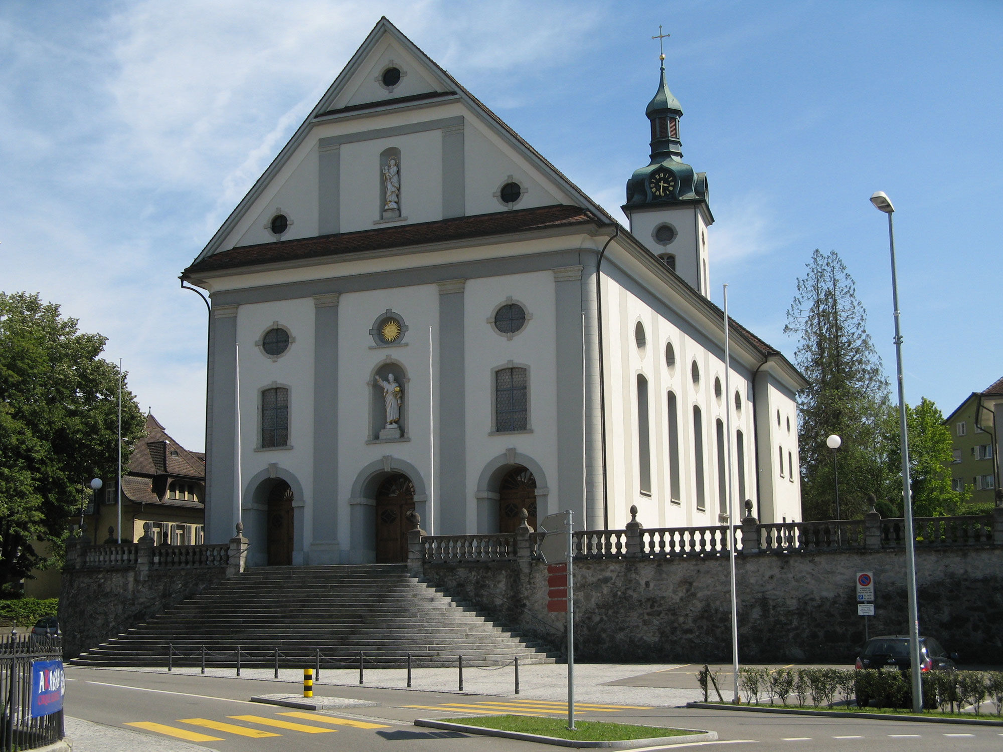 Katholische Pfarrkirche St. Leonhard