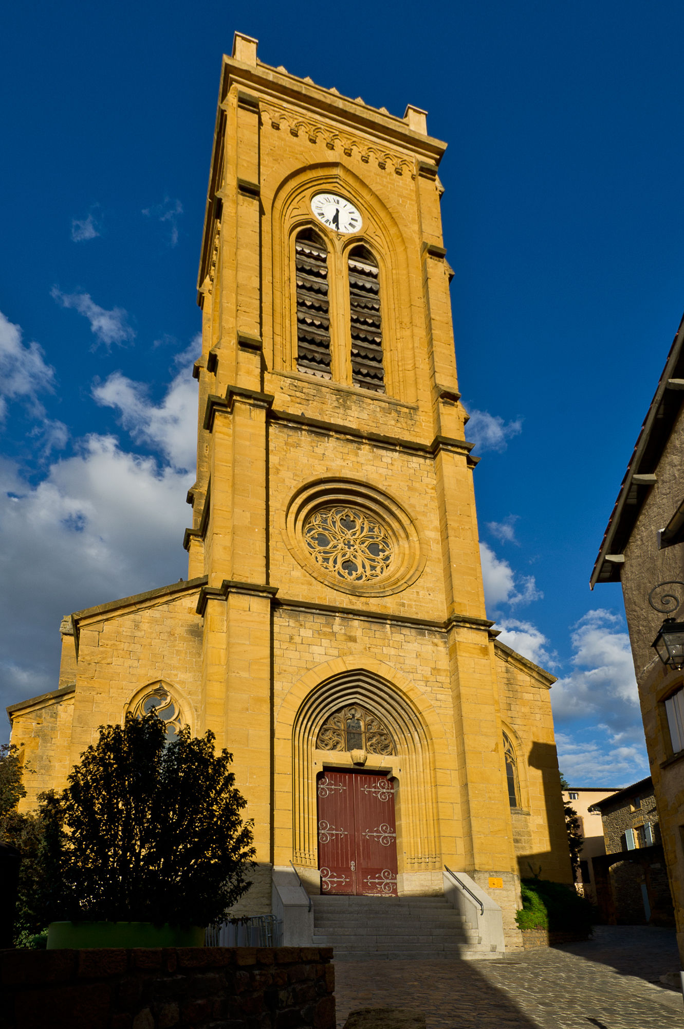 église de la Nativité-de-Saint-Jean-Baptiste de L'Arbresle