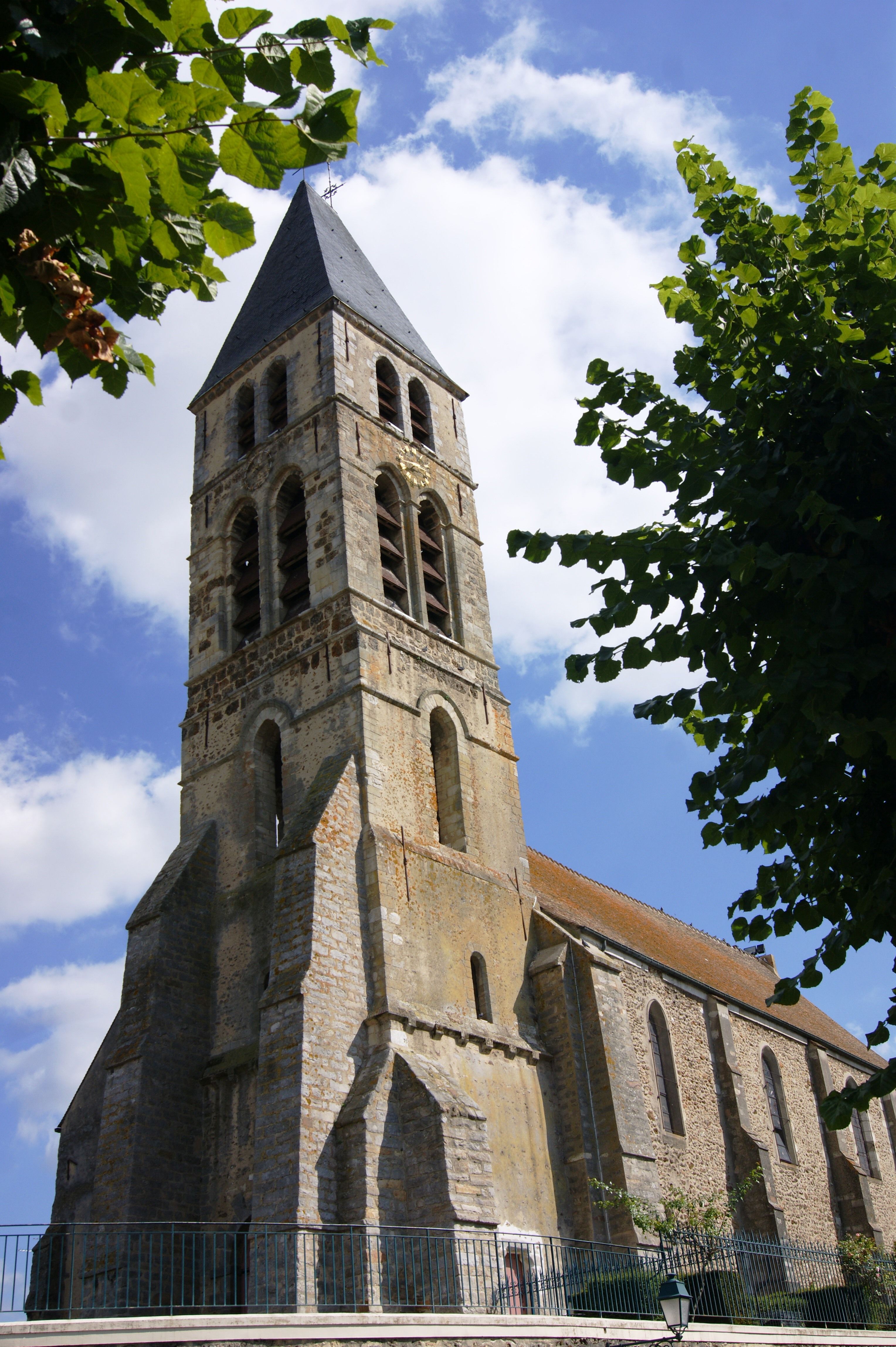 église Saint-Pierre de Mennecy