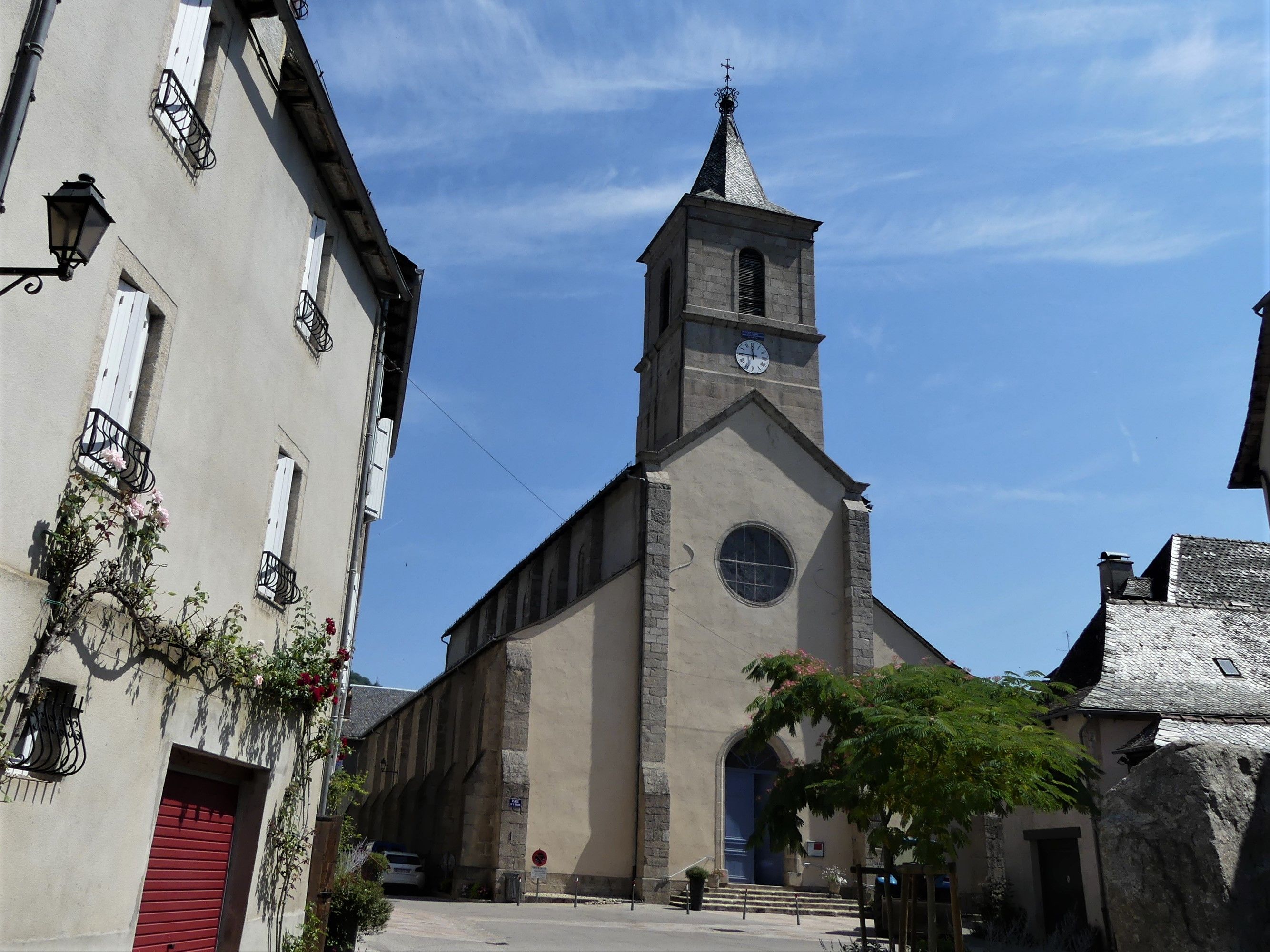Eglise Saint-Georges d'Entraygues-sur-Truyere