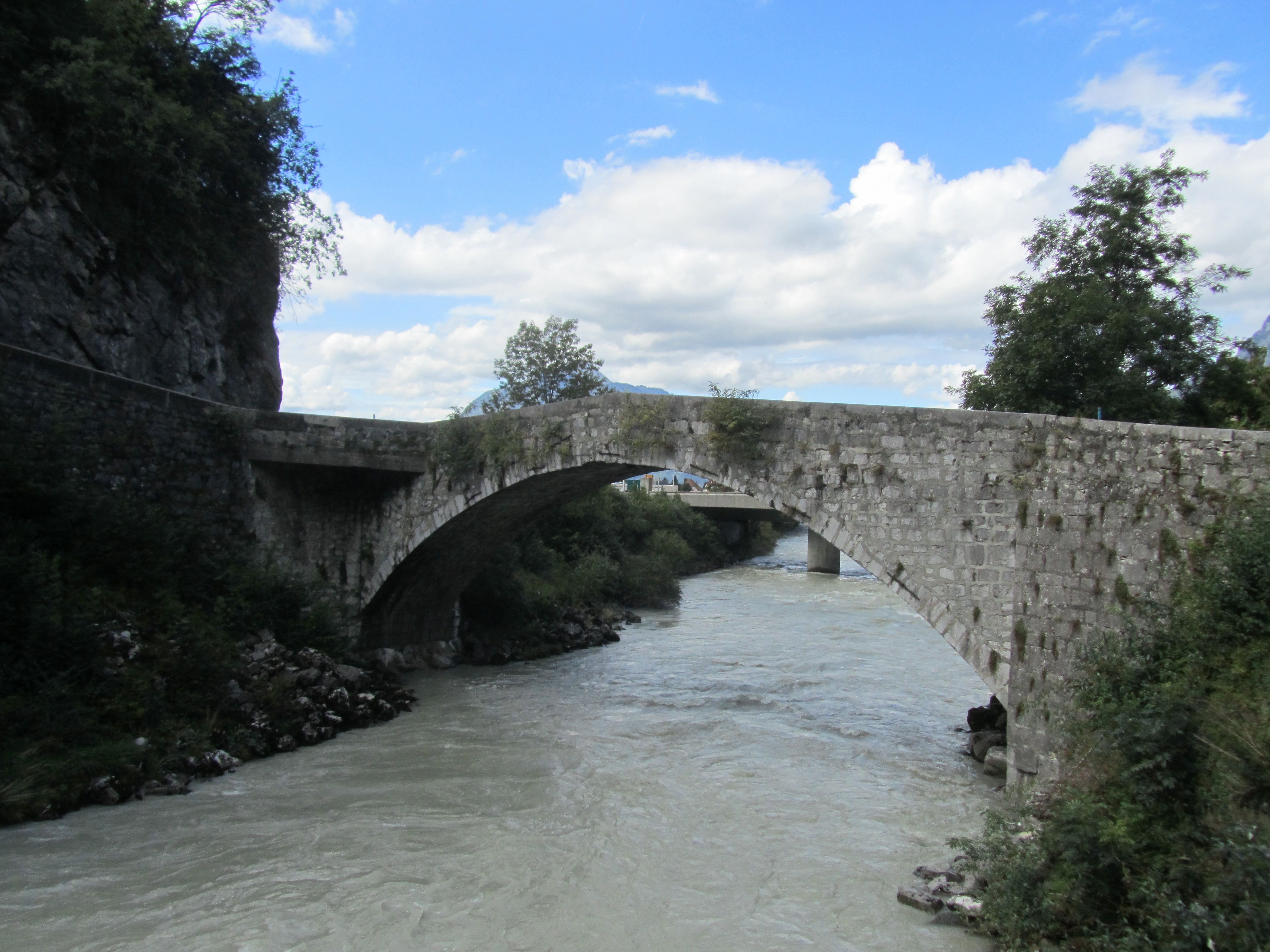 Pont Vieux de Cluses