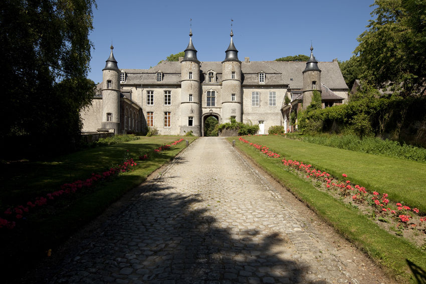 Houtain-le-Val Castle