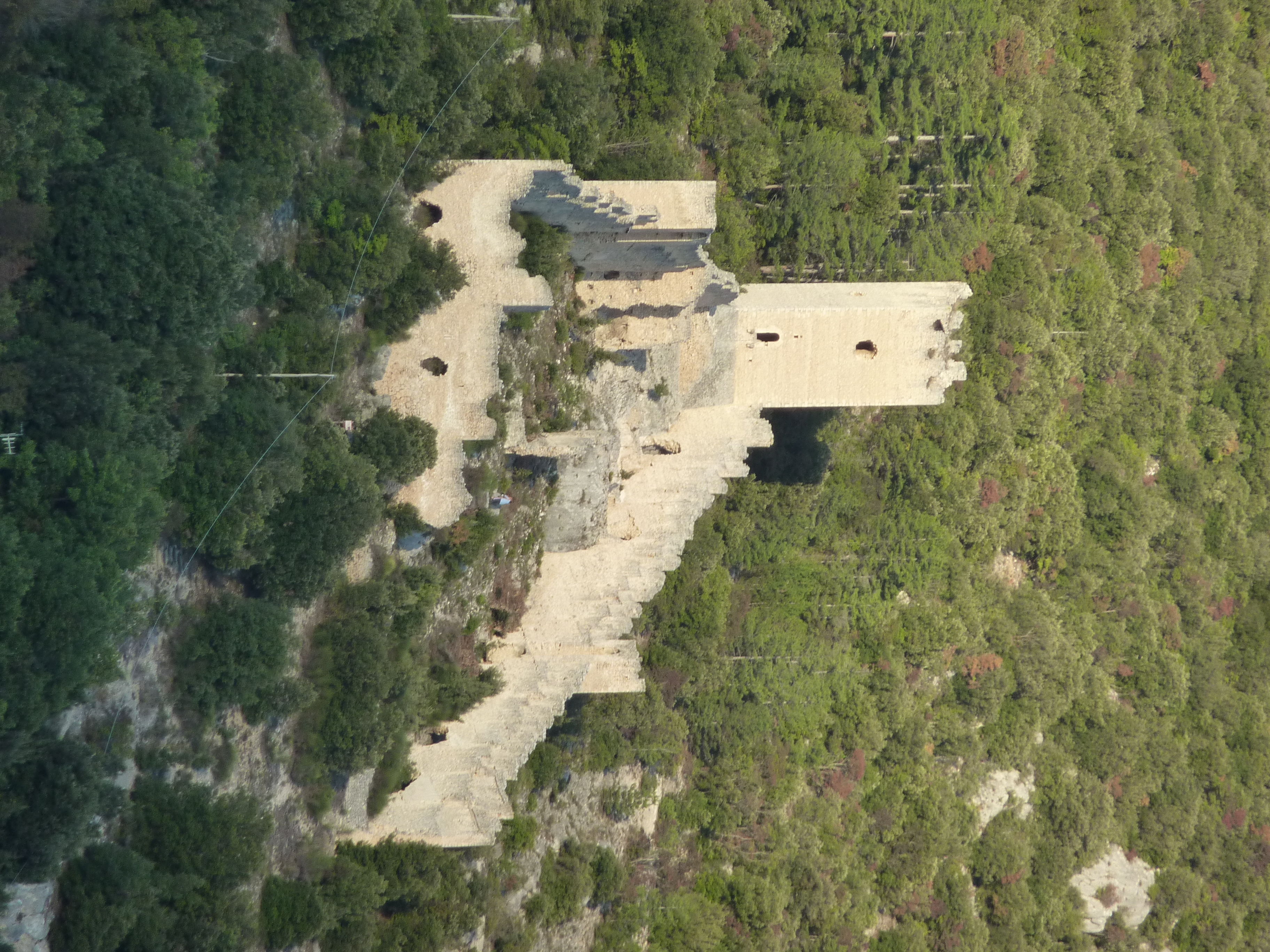 Castello di San Pio delle Camere