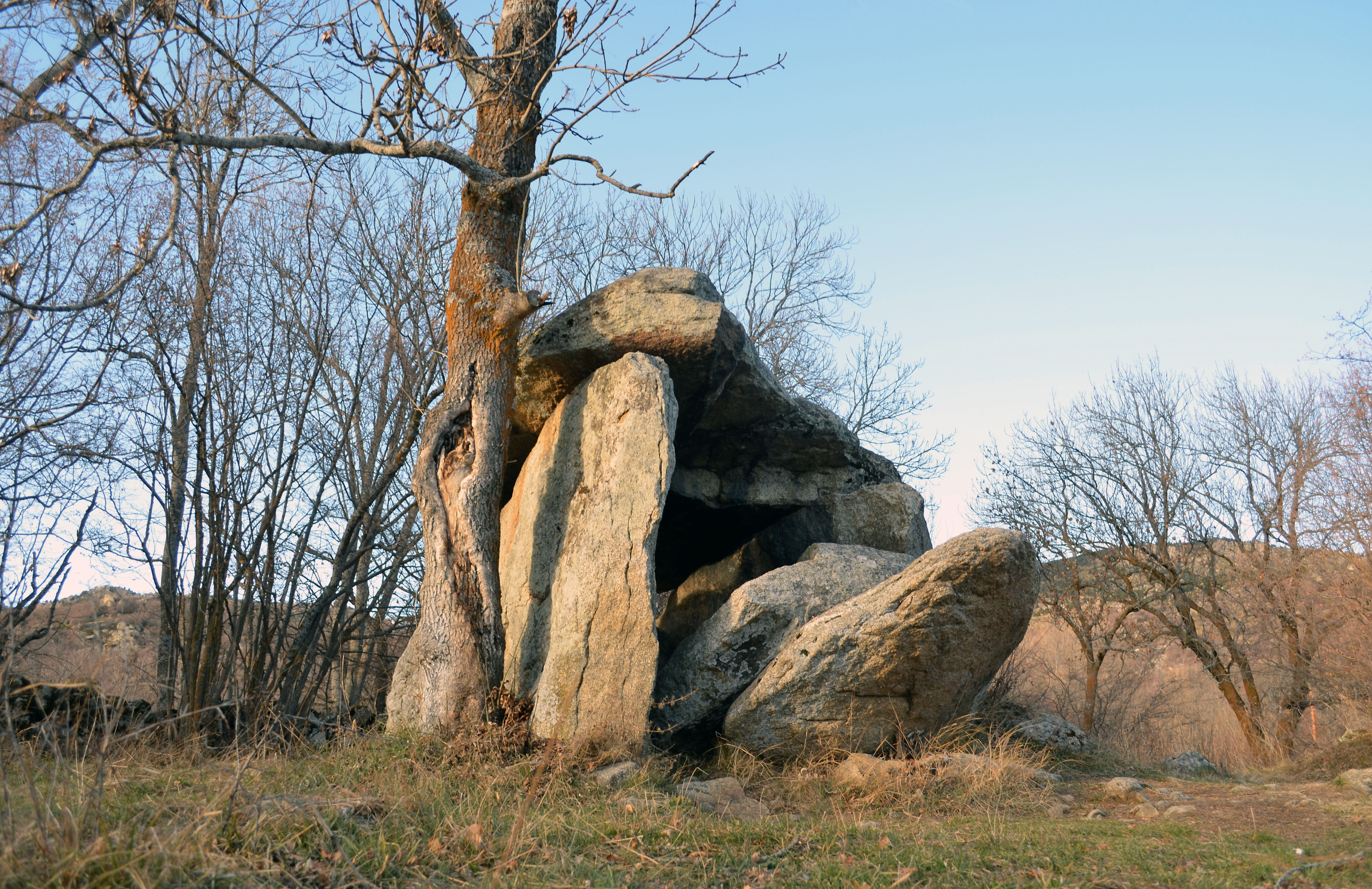 Dolmen de Brangoli