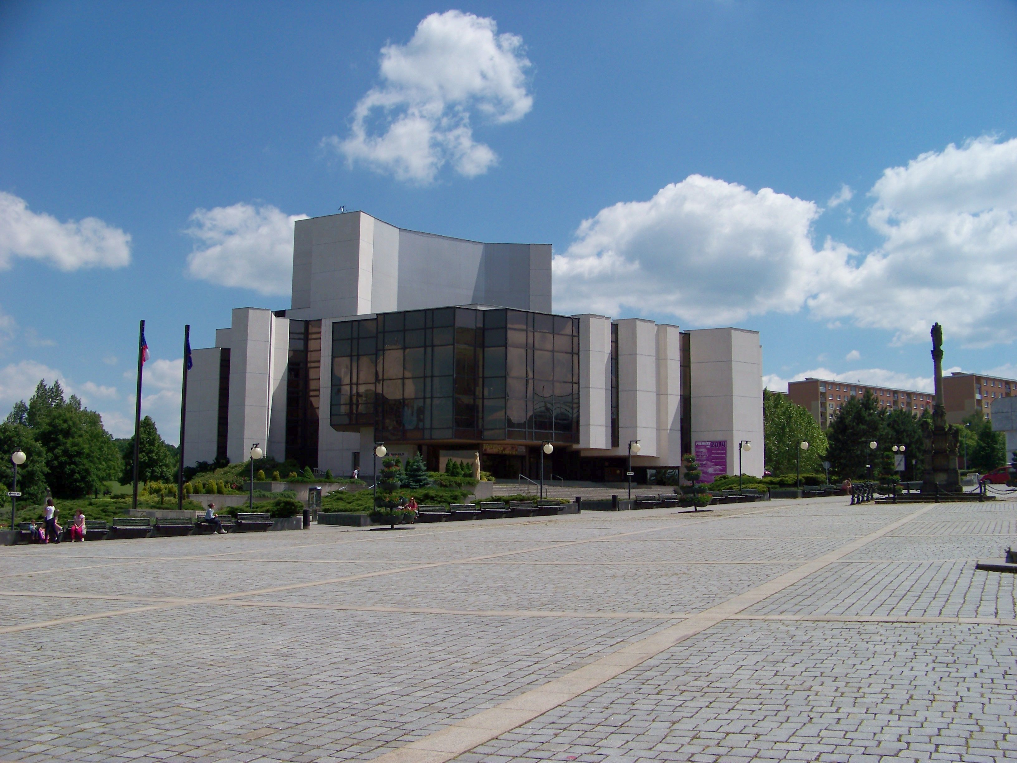 Mestske divadlo v Moste