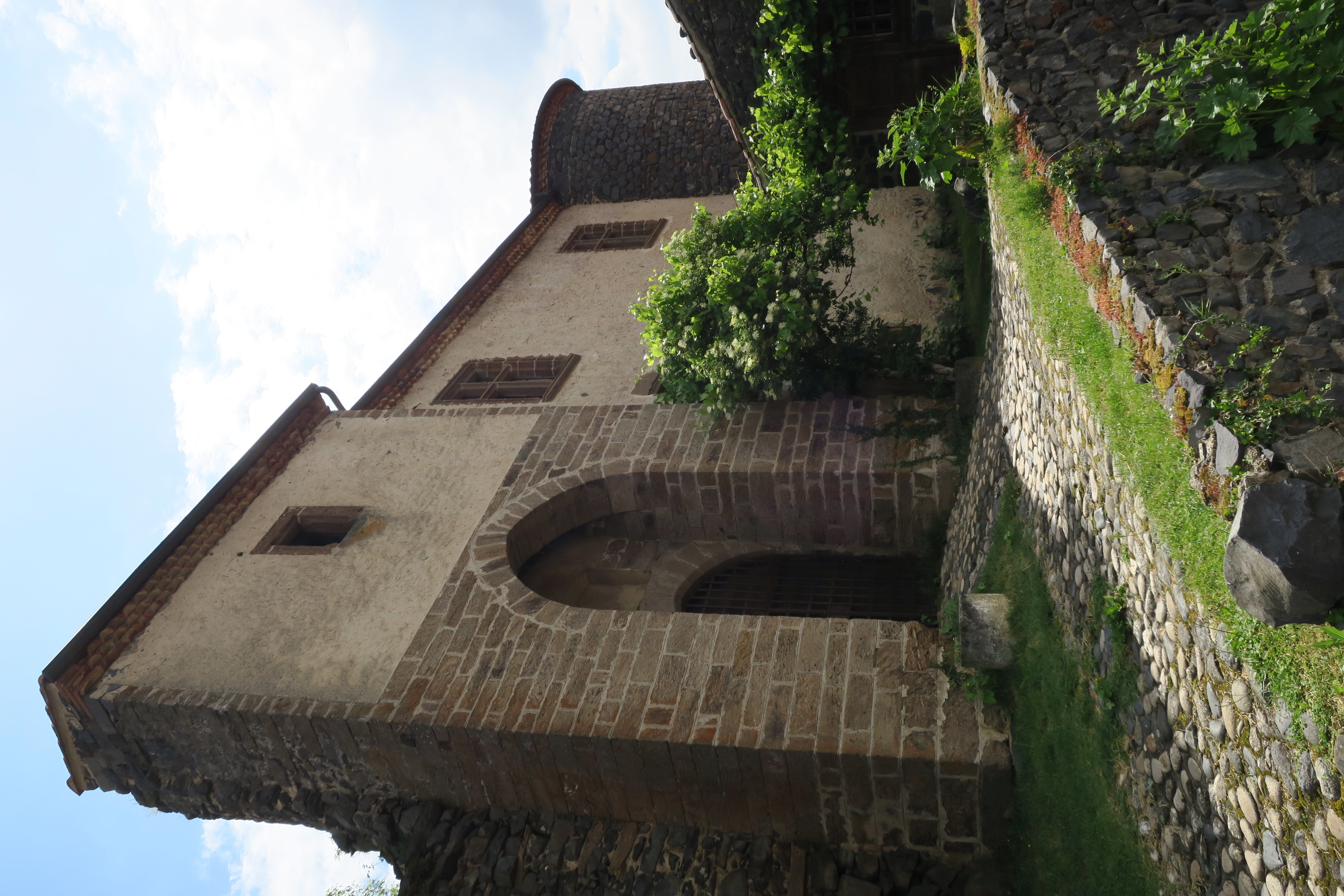 Prieure-Chateau de Saint-Arcons d'Allier