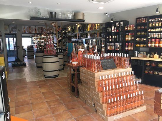 La cave de mon village